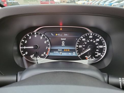 New 2026 Nissan Frontier SV w/ Tow Package AWD/4WD image 8