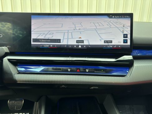 Used 2025 BMW i5 xDrive40 w/ M Sport Package AWD/4WD image 24