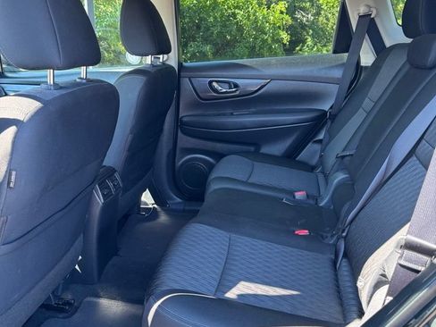 Used 2020 Nissan Rogue S w/ Special Edition Package AWD/4WD image 9