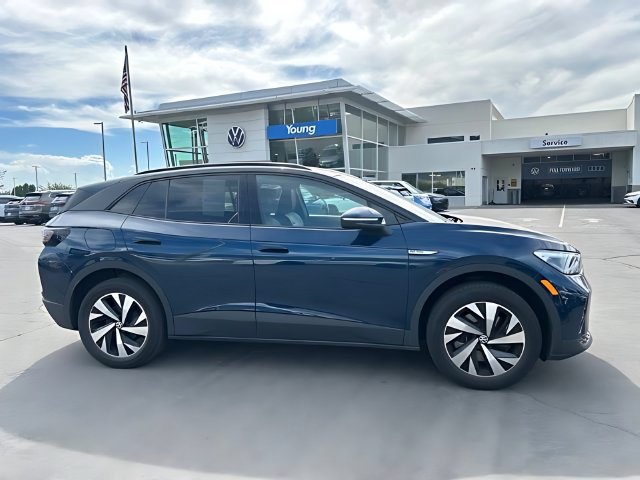 Used 2023 Volkswagen ID.4 Pro AWD/4WD image 2