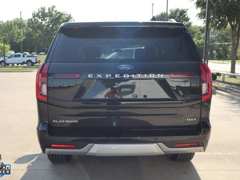 Used 2025 Ford Expedition Max Platinum AWD/4WD image 4