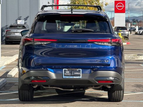 New 2026 INFINITI QX60 Sport w/ Dark Cargo Package AWD/4WD image 4