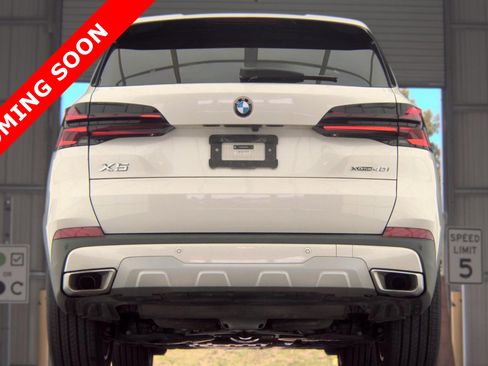 Used 2026 BMW X5 xDrive40i AWD/4WD image 4