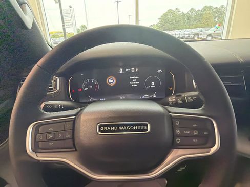 New 2026 Jeep Grand Wagoneer Limited AWD/4WD image 22
