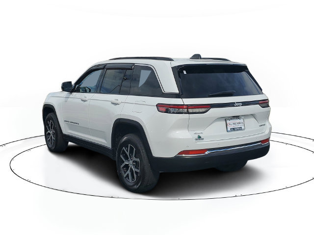 Used 2024 Jeep Grand Cherokee Limited w/ Trailer Tow Package AWD/4WD image 3