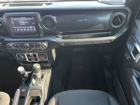 Used 2022 Jeep Wrangler Unlimited Sport AWD/4WD image 18