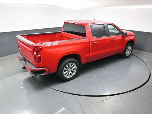 Used 2019 Chevrolet Silverado 1500 Custom w/ Infotainment Package AWD/4WD image 12