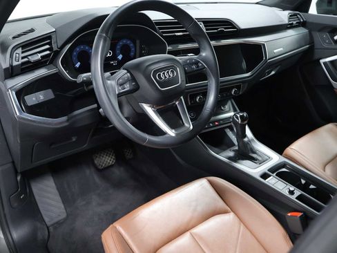 Used 2023 Audi Q3 2.0T Premium w/ Convenience Package AWD/4WD image 4