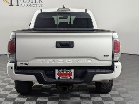 Used 2023 Toyota Tacoma TRD Sport w/ TRD Premium Sport Package AWD/4WD image 6