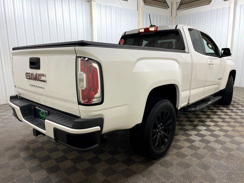 Certified 2022 GMC Canyon Elevation w/ Trailering Package image 18