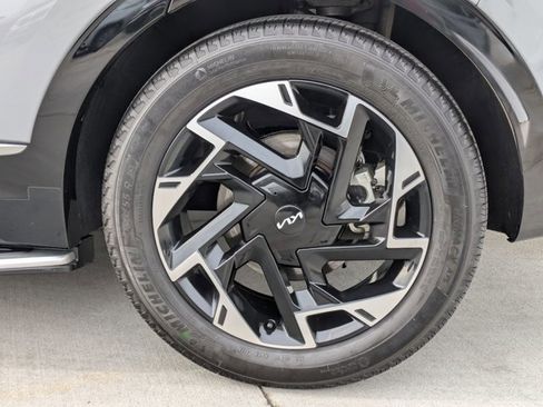 Used 2023 Kia Sportage SX image 25