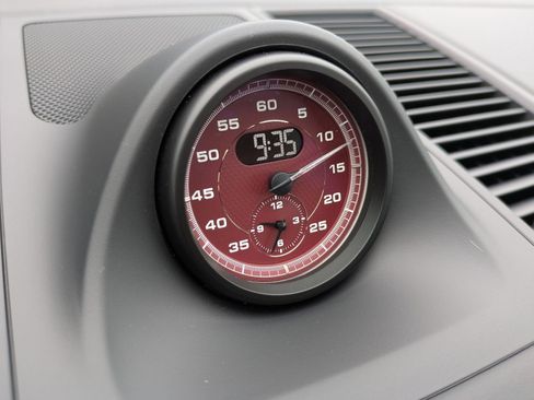 New 2025 Porsche Macan S image 21