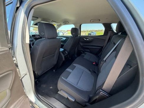 Used 2023 Chevrolet Blazer LT FWD image 18