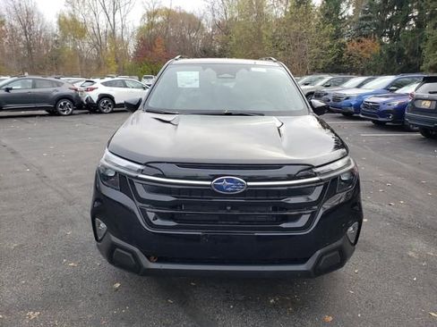 New 2025 Subaru Forester Touring image 9