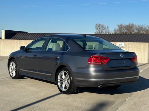 Used 2014 Volkswagen Passat TDI SEL Premium image 8