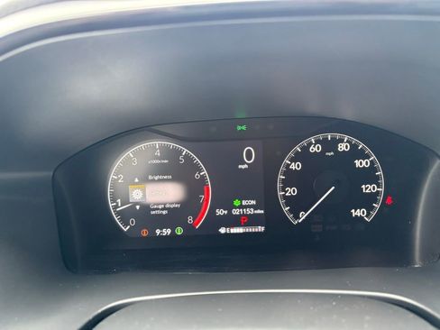 Used 2024 Honda CR-V EX image 11