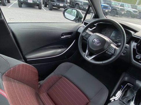 Used 2025 Toyota Corolla SE FWD image 23