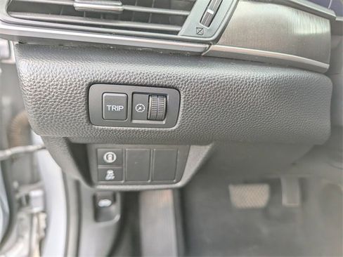 Used 2018 Honda Accord LX image 18