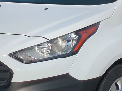 Used 2022 Ford Transit Connect XL image 11