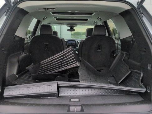 Used 2020 Chevrolet Traverse Premier AWD/4WD image 18