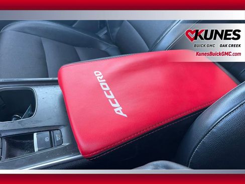 Used 2018 Honda Accord Sport image 21