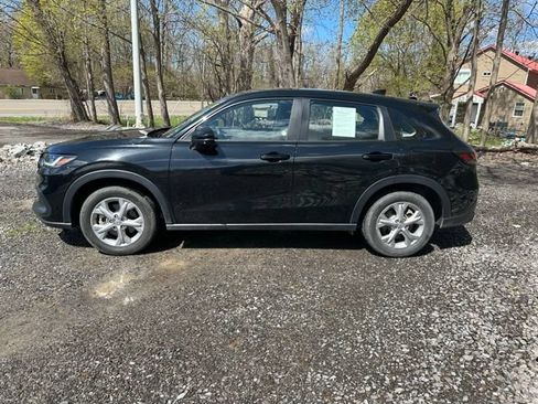 Used 2025 Honda HR-V LX image 1