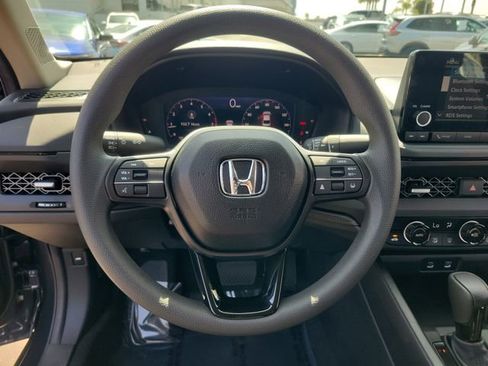 Certified 2025 Honda Accord SE image 21