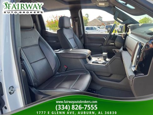 Used 2024 GMC Sierra 1500 Denali w/ Denali Reserve Package AWD/4WD image 12