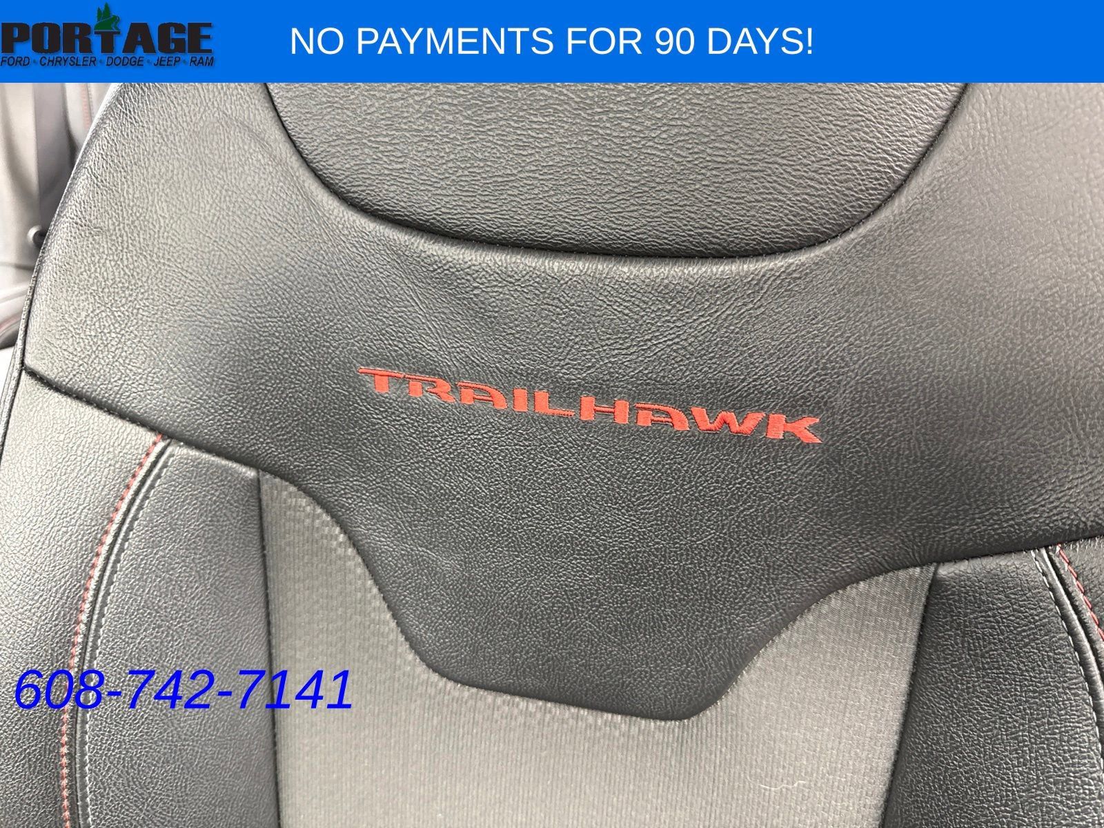 Used 2025 Jeep Compass Trailhawk AWD/4WD image 9