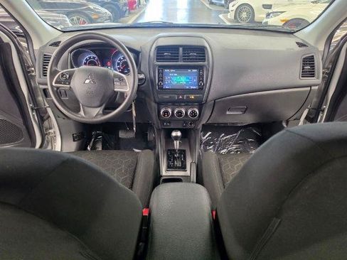 Used 2022 Mitsubishi Outlander Sport ES FWD image 17