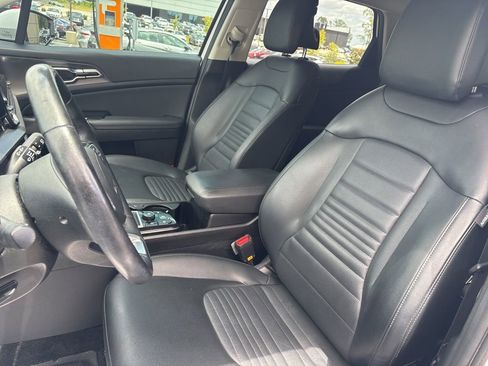 Used 2023 Kia Sportage SX FWD image 11