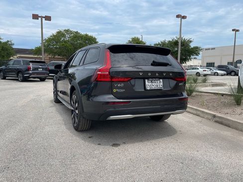 Used 2024 Volvo V60 B5 Cross Country Ultimate AWD/4WD image 53