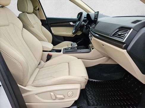 Used 2024 Audi Q5 2.0T Premium AWD/4WD image 21