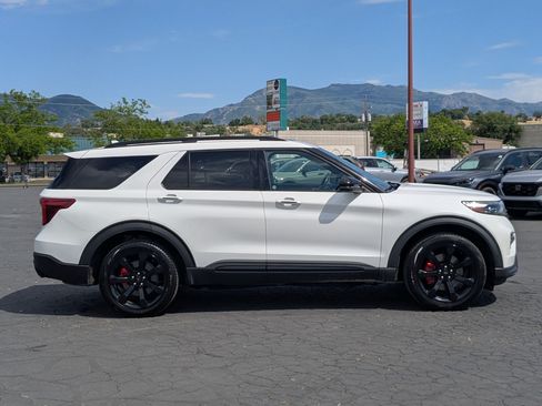Used 2020 Ford Explorer ST w/ ST Street Pack AWD/4WD image 2