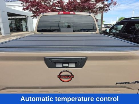 Used 2023 Nissan Frontier PRO-4X w/ Pro Convenience Package AWD/4WD image 9