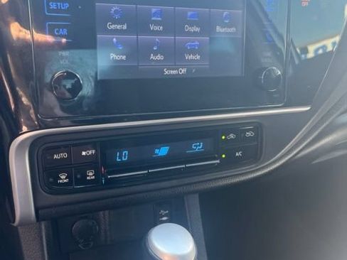 Used 2017 Toyota Corolla LE w/ Protection Package FWD image 45