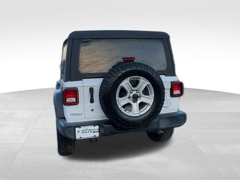 Used 2019 Jeep Wrangler Unlimited Sport S AWD/4WD image 7