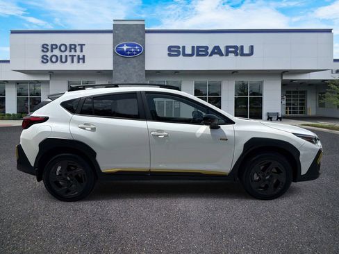 Used 2024 Subaru Crosstrek 2.5i Sport w/ Popular Package #4A AWD/4WD image 2