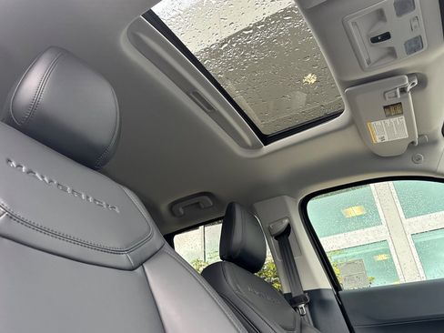 New 2025 Ford Maverick Lariat w/ Black Appearance Package image 13