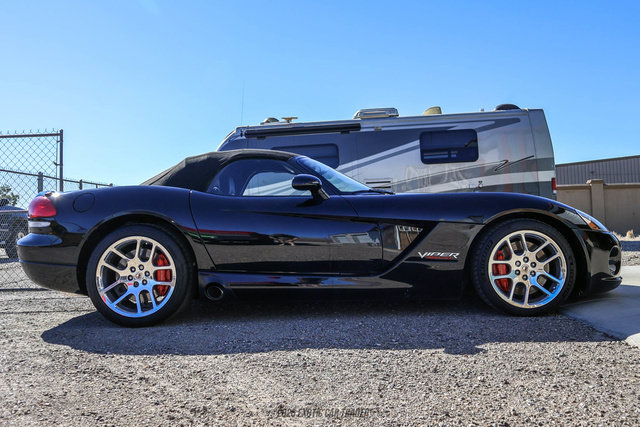 Used 2004 Dodge Viper SRT-10 RWD image 18