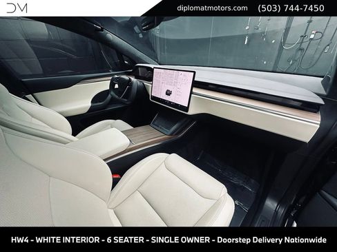 Used 2024 Tesla Model X AWD/4WD image 18