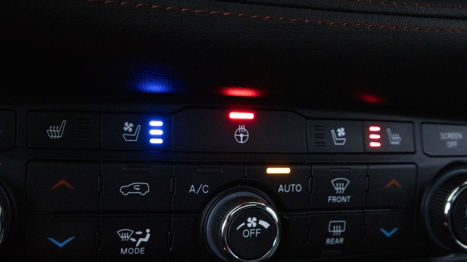Used 2023 Dodge Durango GT AWD/4WD image 21