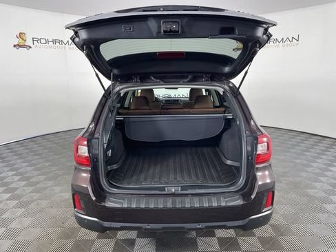 Used 2017 Subaru Outback 2.5i Touring w/ Popular Package #5A AWD/4WD image 38