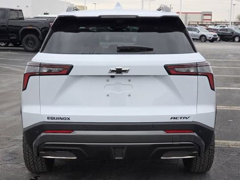 New 2026 Chevrolet Equinox ACTIV w/ Convenience Package III image 22