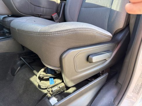 Used 2022 RAM 1500 Big Horn image 12