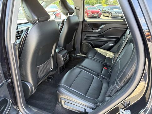 Used 2021 Lincoln Corsair AWD w/ Premium Package image 23