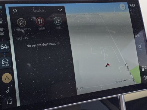 New 2025 Land Rover Range Rover SE image 4