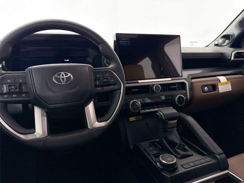 New 2026 Toyota 4Runner Limited image 36