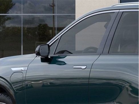 New 2026 Cadillac Vistiq Luxury image 14