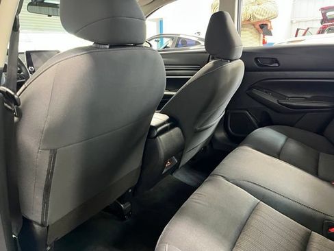 Used 2024 Nissan Altima 2.5 SV FWD image 18